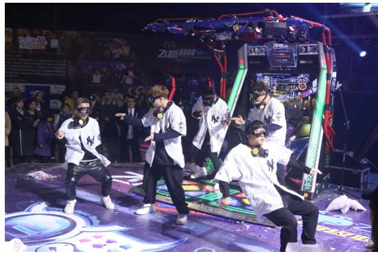 观察 | 飞凡杯2017CGL携华录音乐嘉年华火热进行中 点燃摇滚与电竞盛会激